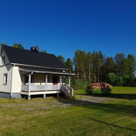 House Next Door The Arctic Circle Vila Överkalix Exterior foto